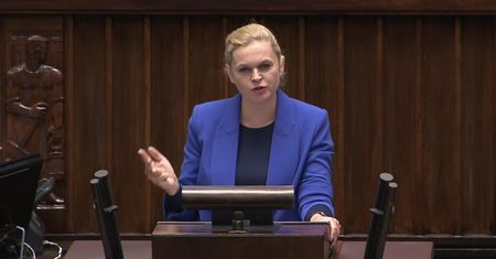 “Niech pan przeprosi kobiety, które nazywa pijaczkami”. Burza w Sejmie po słowach Kaczyńskiego