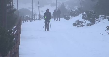 Ratownicy GOPR ostrzegają przed trudnymi warunkami w Karkonoszach