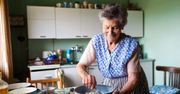 Pokazała, jak babcia robi jabłecznik. Żaden thermomix nie umywa się do jej sposobu
