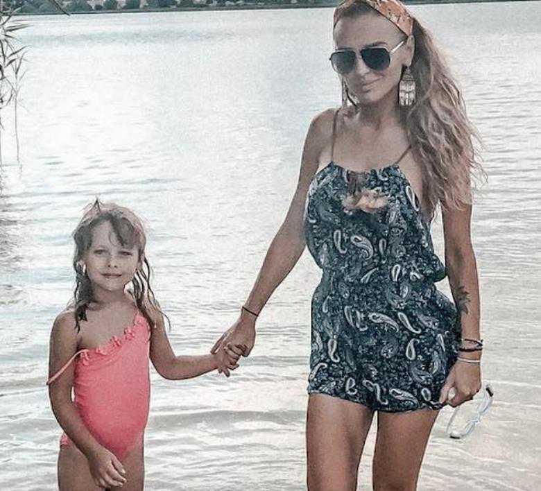 Izabela Krupa z córką Leą