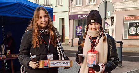 Dziewczynki z zapałkami znów opanowały Czarnków