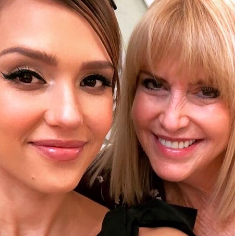Jessica Alba - baby shower