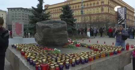 Mieszkańcy Moskwy upamiętnili ofiary okresu stalinizmu
