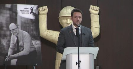 “Odszedł człowiek, który był najlepszym w historii włodarzem i gospodarzem Gdańska”. Samorządowcy wspominali P. Adamowicza