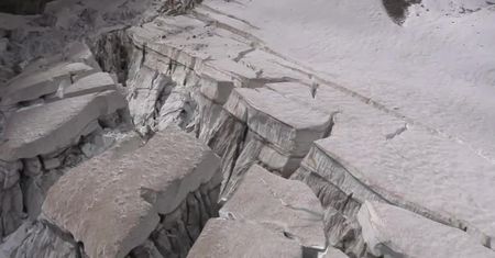 Lodowiec na Mont Blanc może runąć. Ewakuacja mieszkańców