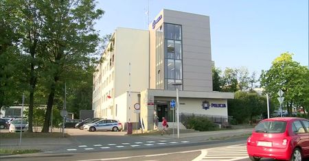 Sześciu policjantów z drogówki w Żorach zostało zatrzymanych za branie łapówek