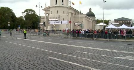 Papież z pielgrzymką na Litwę. Wśród wiernych są Polacy