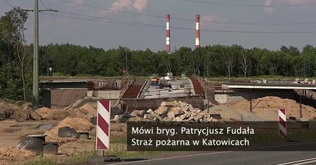 Podmyta konstrukcja budowanego wiaduktu w Katowicach. Utrudnienia dla kierowców
