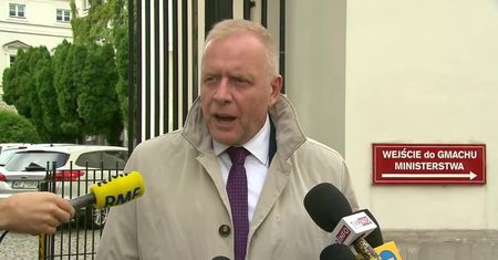Lekarze krytykują nową strategię walki z koronawirusem