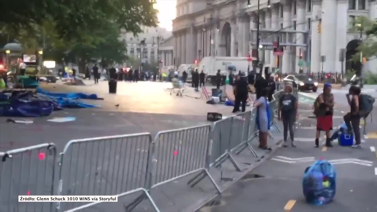 Obozowisko “Occupy City Hall” w Nowym Jorku uprzątnięte przez policję