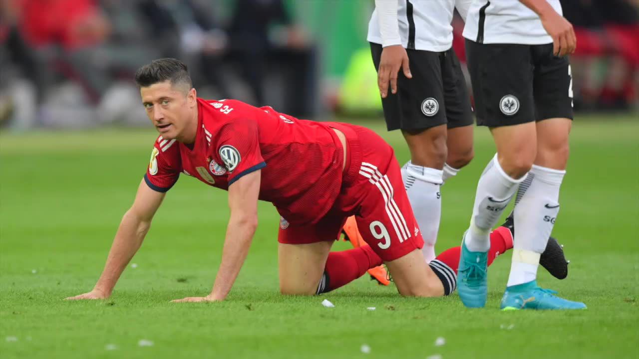 Robert Lewandowski wymarzonym napastnikiem szefa Brorussii Dortmund. “Byłbym gotów wydać za niego 100 milionów euro”