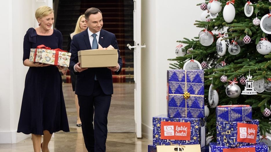 Boże narodzenie 2019. Pierwsza dama Agata Kornhauser-Duda i prezydent Andrzej Duda.