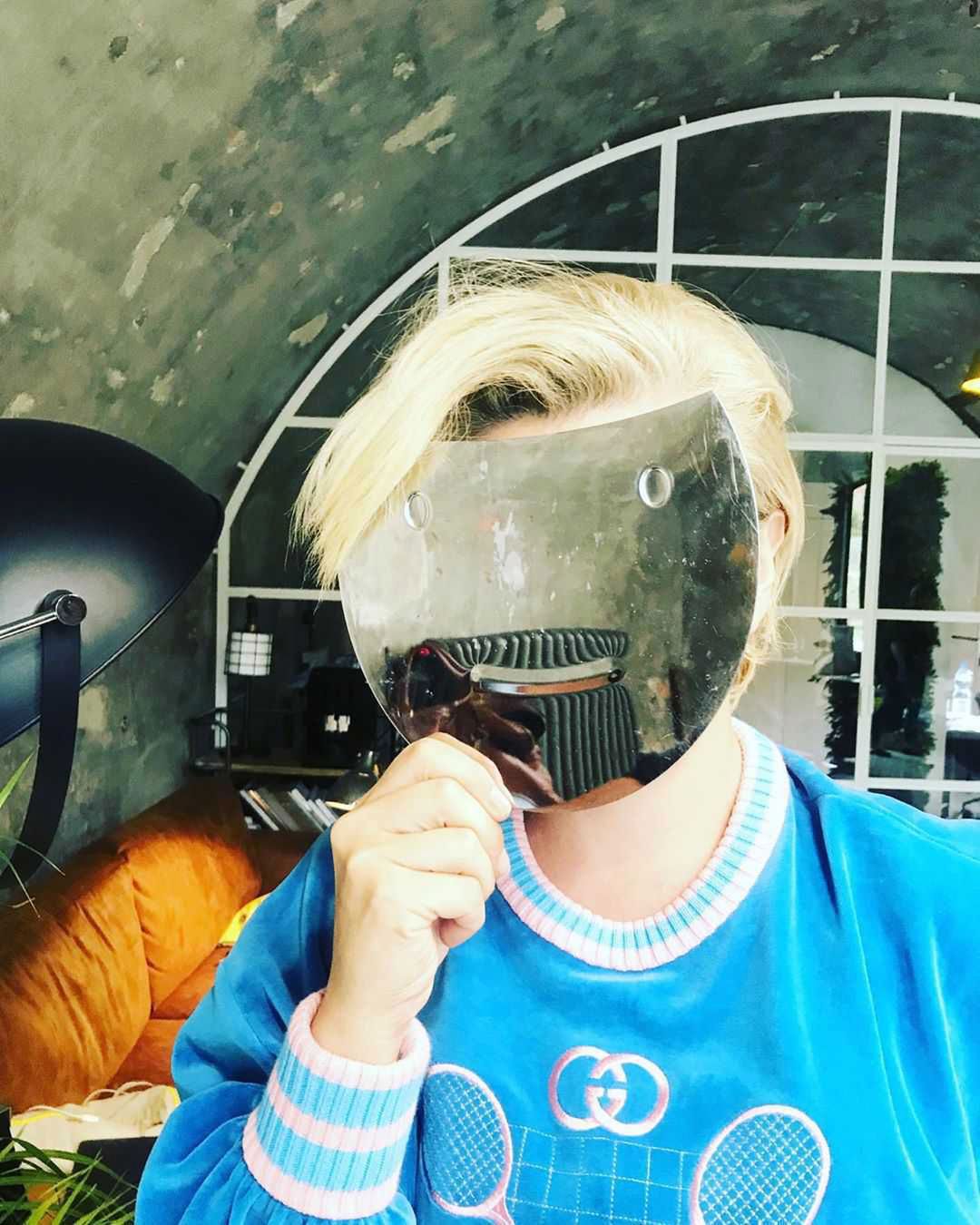Dorota Szelągowska u fryzjera