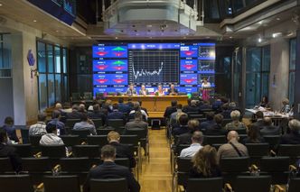 Najbardziej pazerne spółki giełdowe. Zarabiają miliardy i się nimi nie dzielą