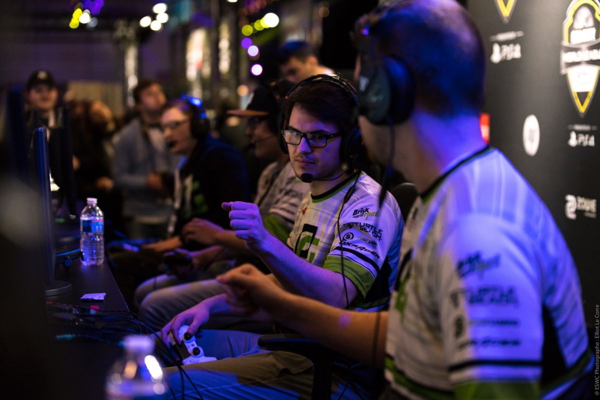 OpTic wygrywa Paris Open - Turniej Call of Duty World League, prezentowany przez PlayStation 4