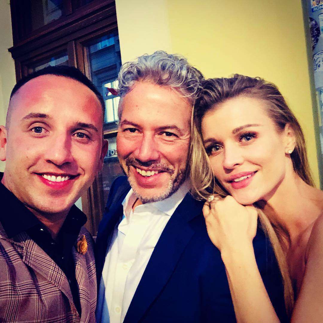 Joanna Krupa i Douglas Nunes już po ślubie? Zdjęcie z księdzem Pawłem Krężołkiem