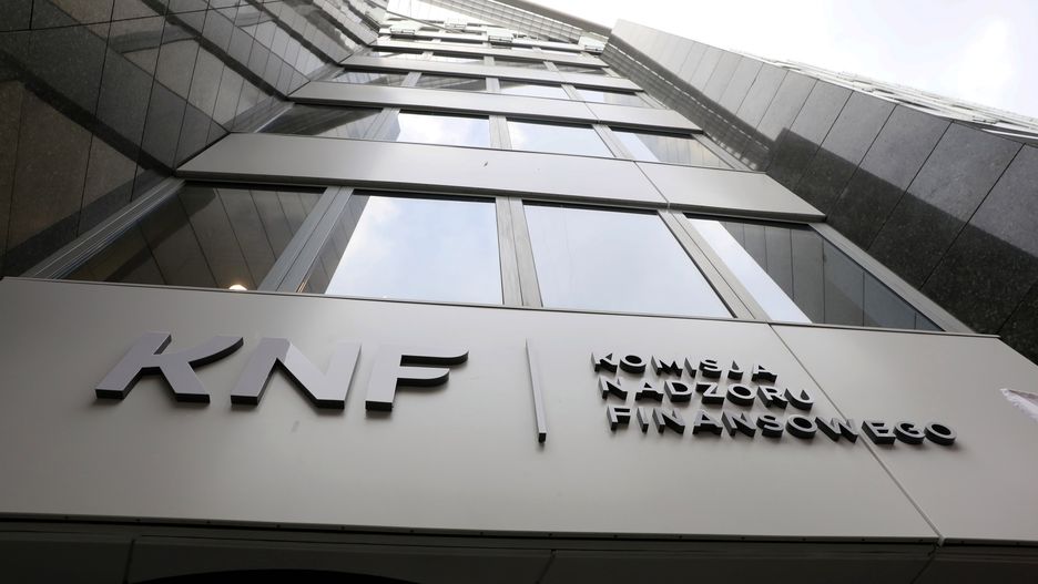 Siedziba Komisji Nadzoru Finansowego (KNF) przy ul. Pięknej 20 w Warszawie