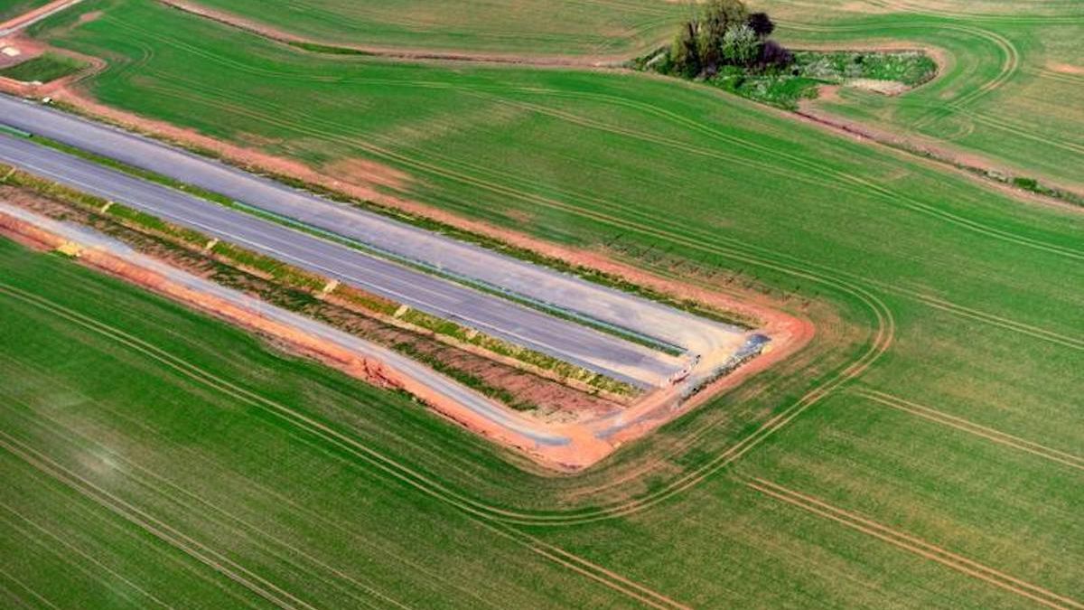 Tak kończy się S3 w okolicach Bolkowa. Tu zacznie się budowa ostatniego odcinka po polskiej stronie. 