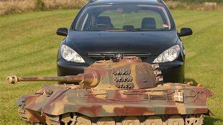 Zdalnie sterowany czołg w skali 1 do 4 – Duży prezent dla dużego chłopca 1