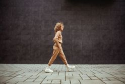 Modne i wygodne dresy na wiosnę 2022 – podpowiadamy, jak wybrać idealny komplet sportowy