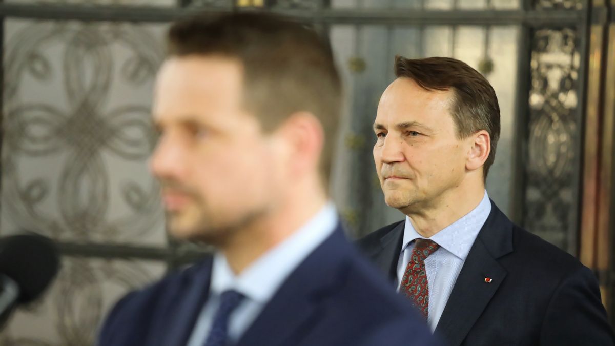 Prawybory w KO. Rafał Trzaskowski i Radosław Sikorski walczą o p