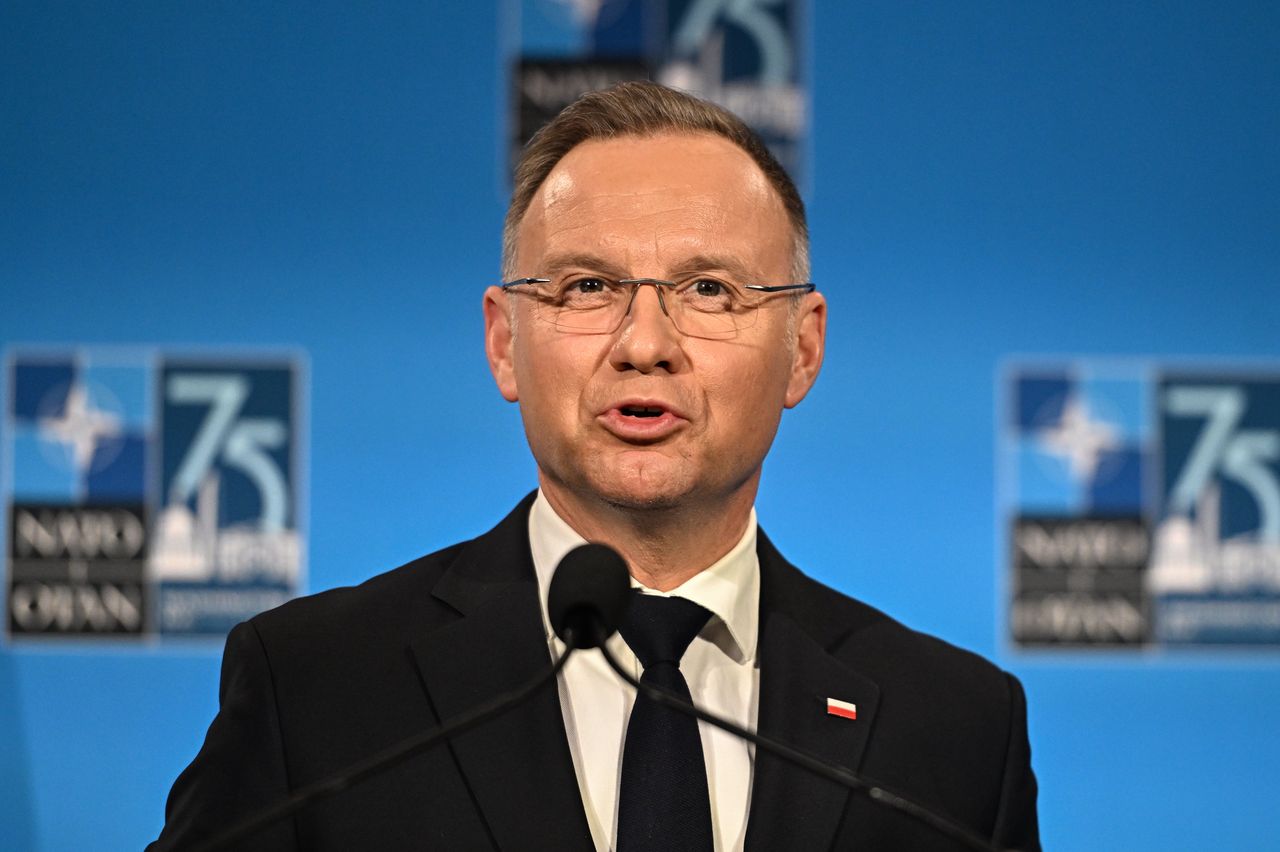 Dziennikarz TVP zadał pytanie. Duda natychmiast zakończył konferencję