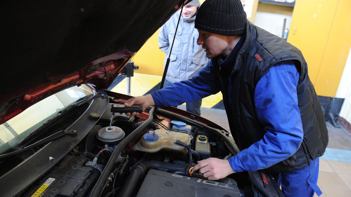 Przegl�d samochod�w
Marcin Bielecki
przegl�d okresowy, Przegl�d samochodu, rejestracja, rejestracja pojazd�w, samoch�d, stacja kontroli pojazd�w, stan techniczny pojazd�w, warsztat samochodowy