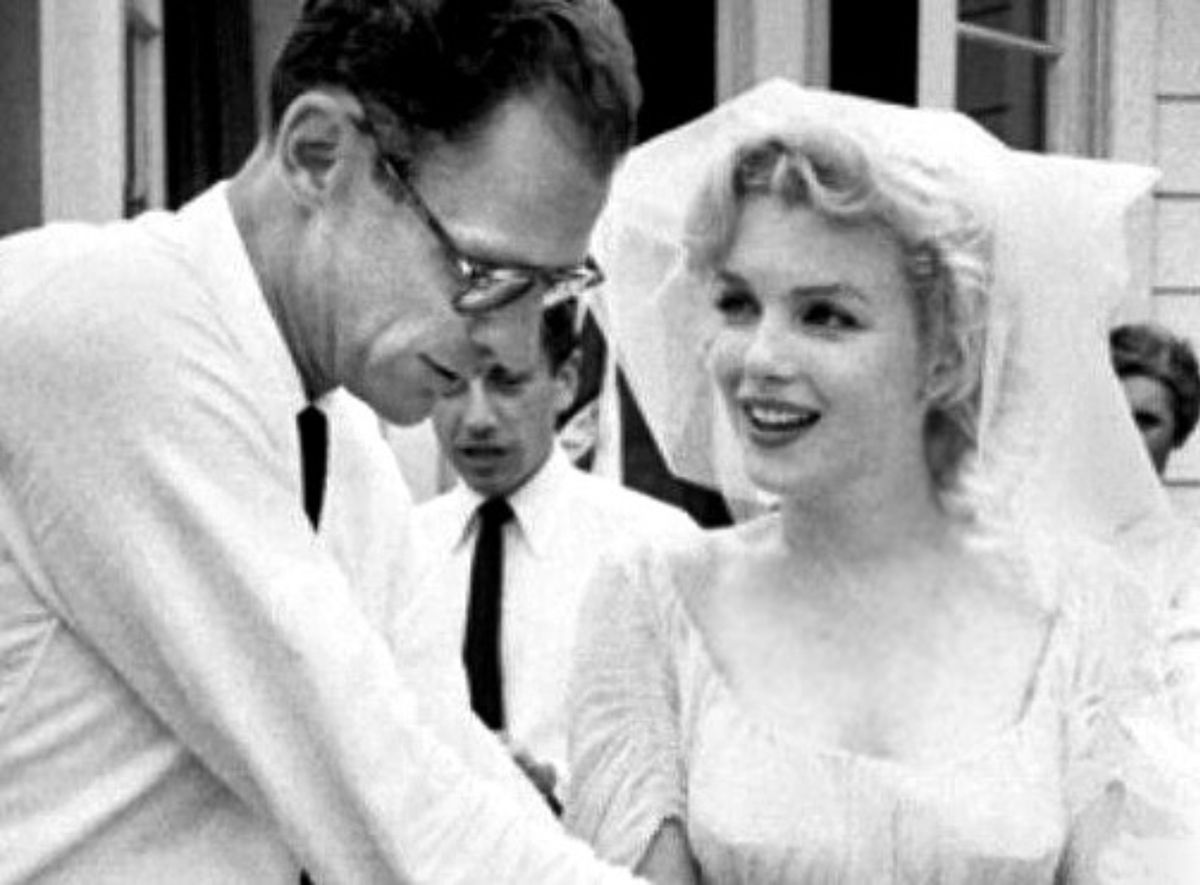 Burzliwa historia życia Marilyn Monroe 