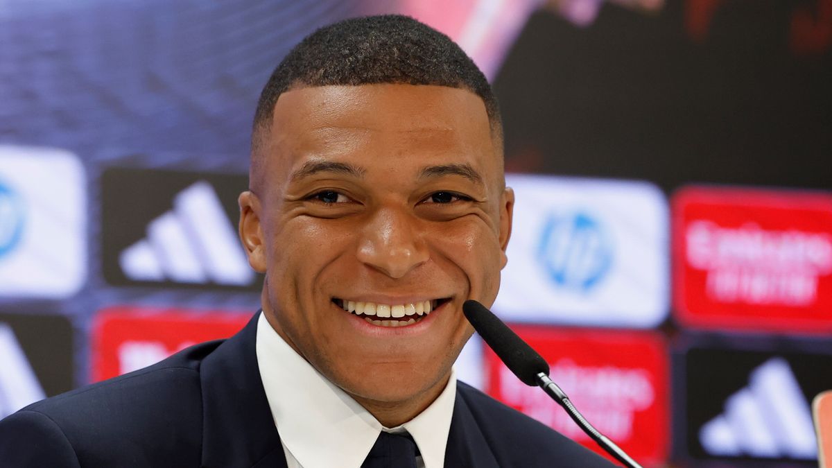 PAP/EPA / CHEMA MOYA / Na zdjęciu: Kylian Mbappe