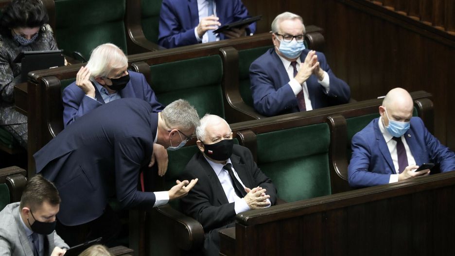 PiS powiększy klub? Trwają rozmowy z posłami Koalicji Polskiej