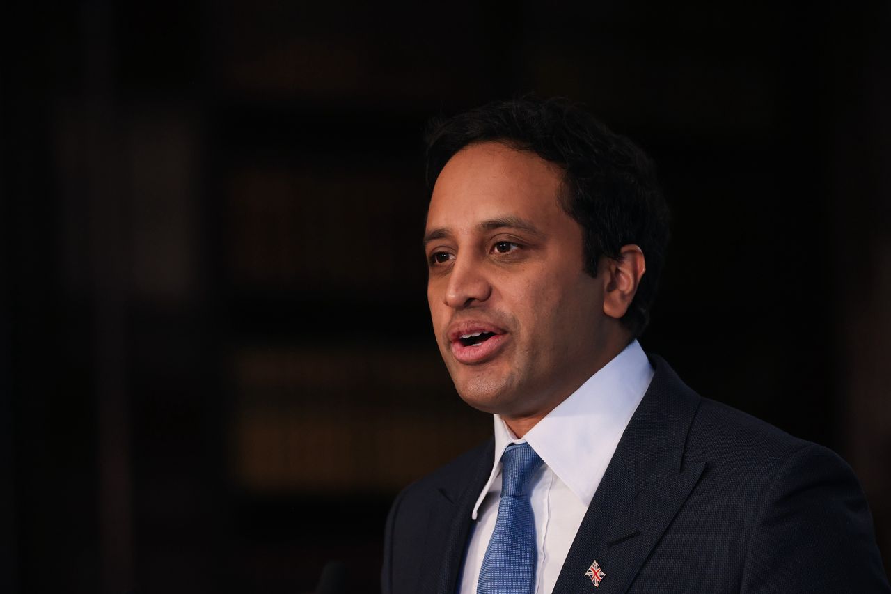 Zia Yusuf resigns as Reform UK chairman after internal dispute