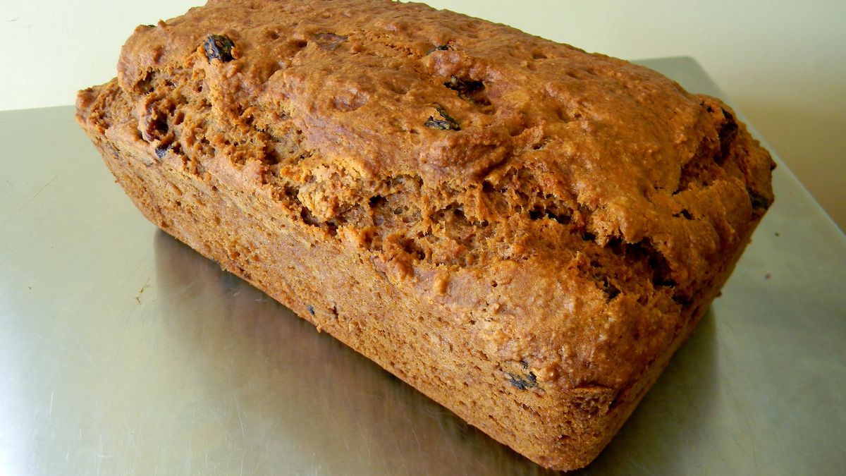 Wzbogacony opiekany chleb z rodzynkami