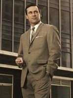 Jon Hamm wysiada z samolotu w zwiastunie ostatniego sezonu serialu "Mad Men"