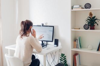Praca zdalna pod lupą PIP. Co trzecia firma łamie przepisy