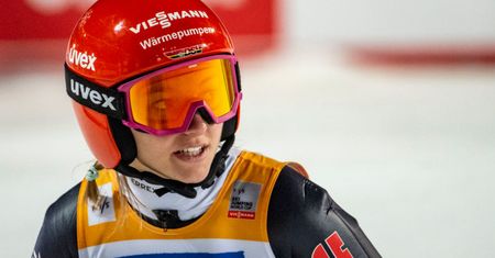 Katharina Schmid triumfuje w Villach. Kiepski występ Polek
