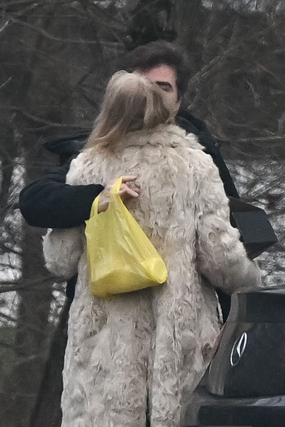 Naturalna Grażyna Szapołowska maszeruje na trening do "TzG"