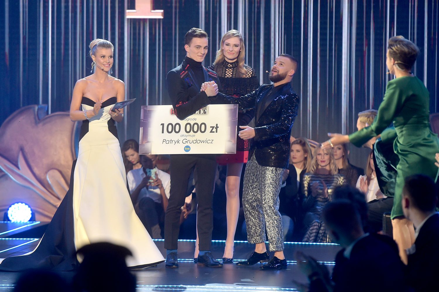 Ewa Niespodziana, Joanna Krupa, Michał Piróg – finał Top Model 2016