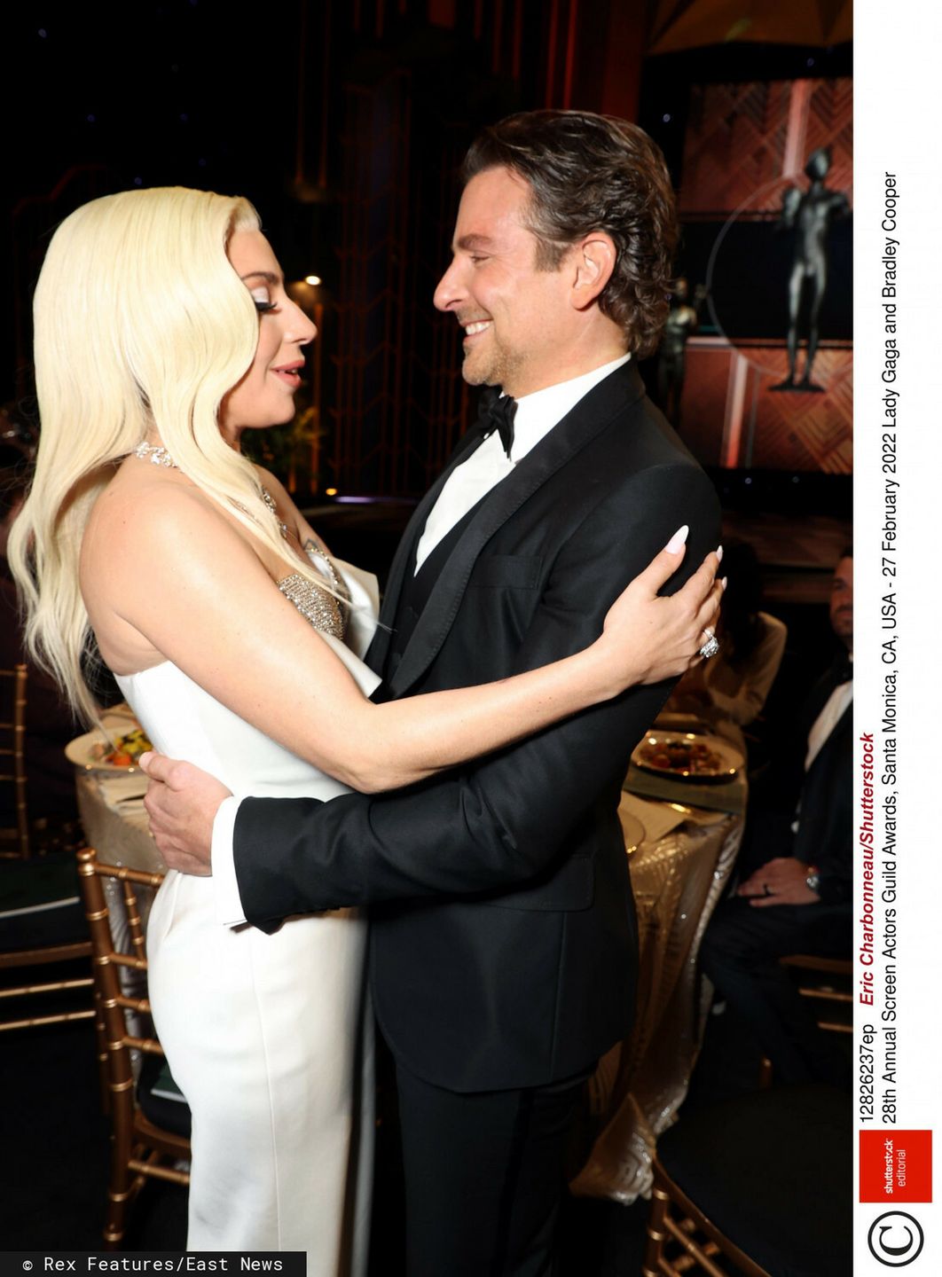 Lady Gaga i Bradley Cooper na gali SAG Awards 2022  | fot. East News