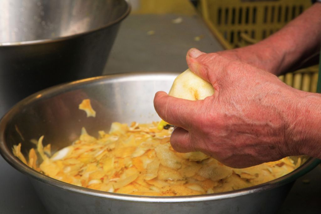 Mikstura na trawienie z 4 składników. Pij po każdym posiłku