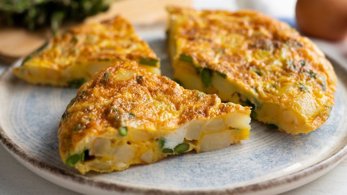 Tortilla de patatas ze szparagami