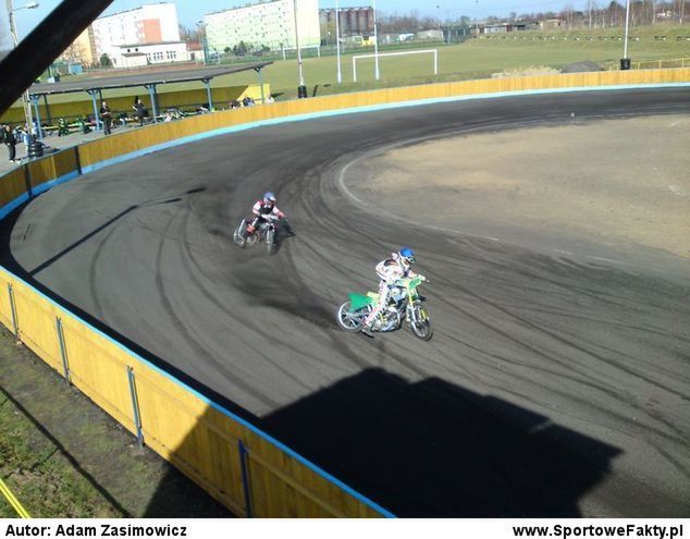 Foto - GUKS Speedway Wawrów