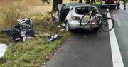 Śmiertelny wypadek. 47-latek Mazdą uderzył w drzewo, zginął na miejscu