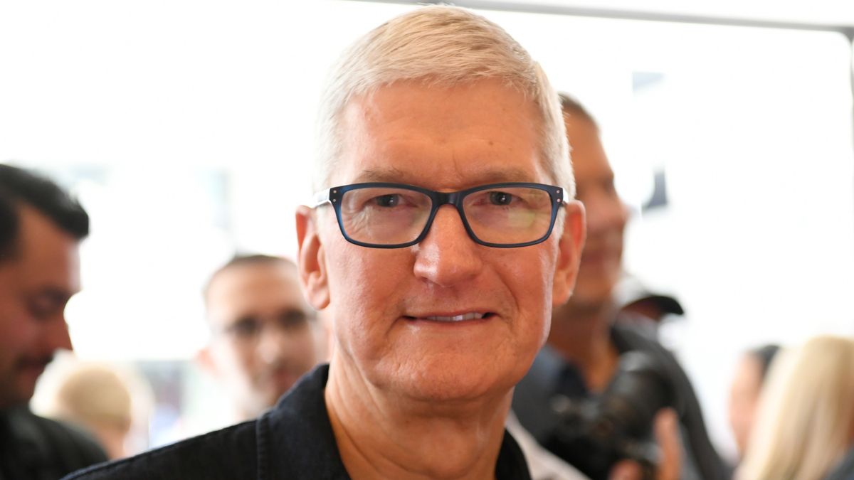 LOS ANGELES, CALIFORNIA - JUNE 24:  Apple CEO Tim Cook  attends the opening of the new Apple Tower Theater retail store in Downtown Los Angeles at Apple Tower Theatre on June 24, 2021 in Los Angeles, California. (Photo by JC Olivera/Getty Images)