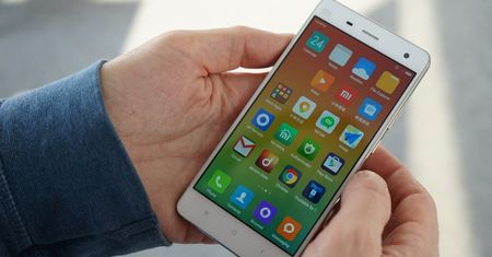 Xiaomi przygotuje konkurenta dla  iPhone'a SE?