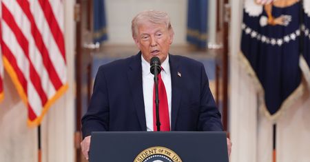 Trump zaatakuje cele cywilne w Iranie. Wskazał datę w wulgarnym wpisie