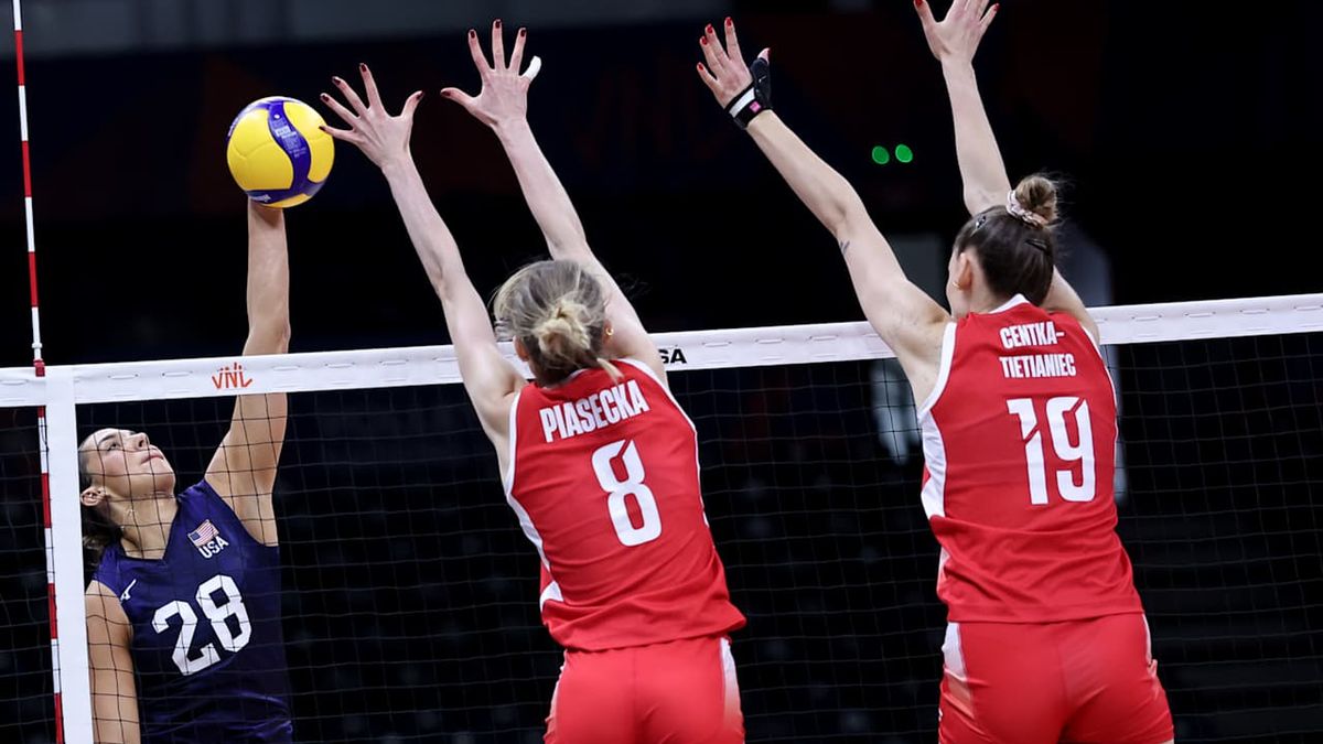 Materiały prasowe / VolleyballWorld / Mecz USA - Polska w LN 2025