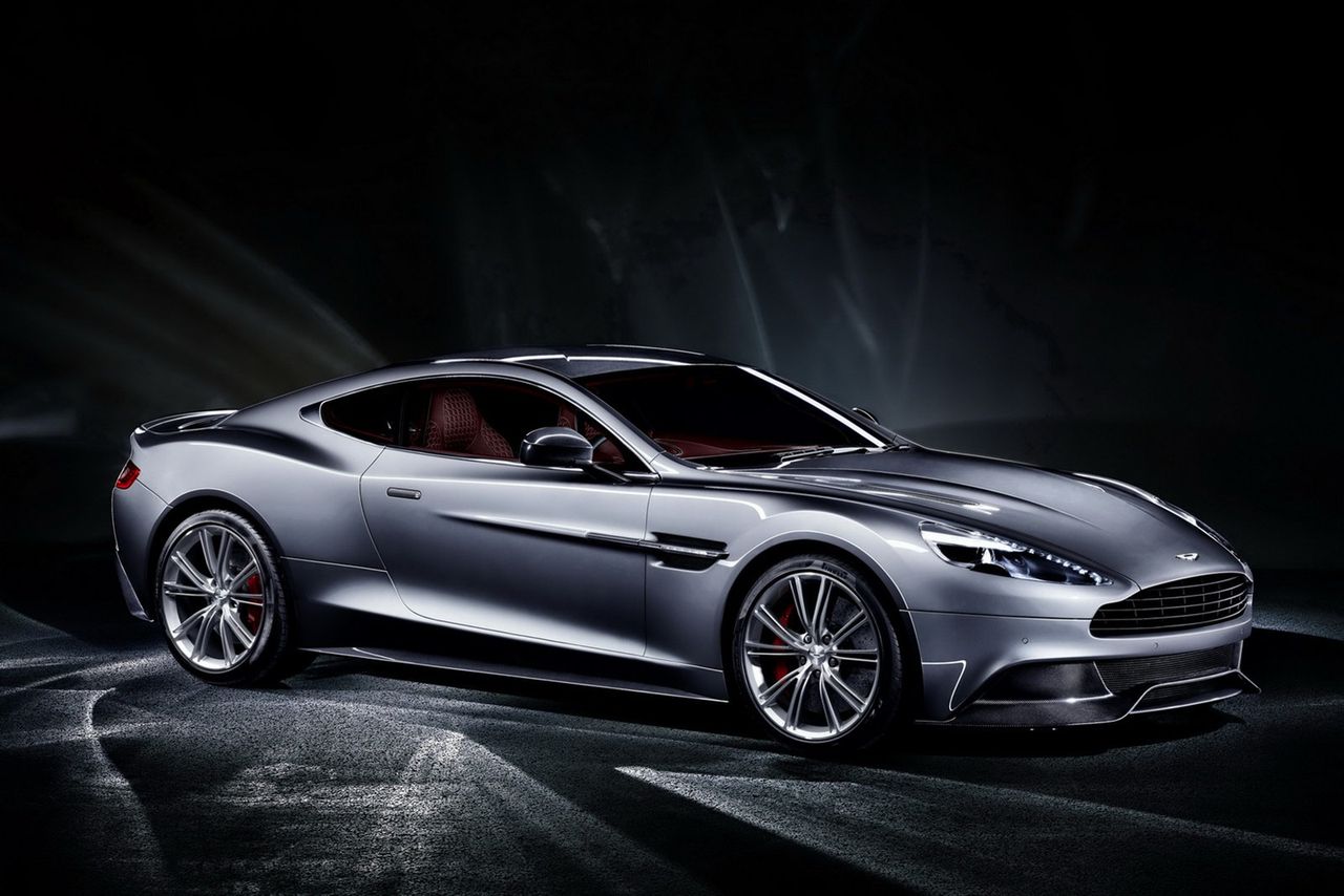 2013 Aston Martin Vanquish (2)