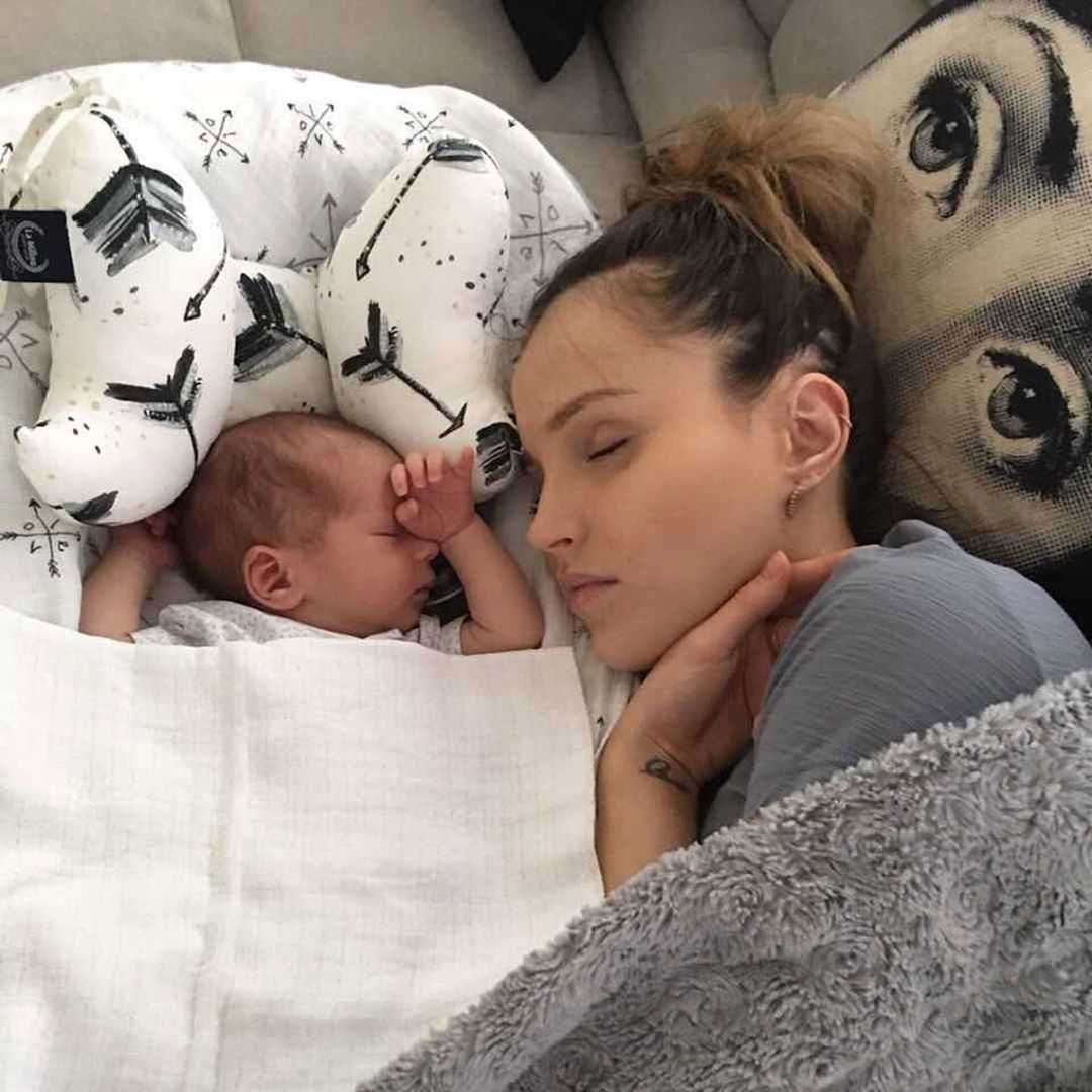 Marina Łuczenko i Wojtek Szczesny świętują roczek swojego synka