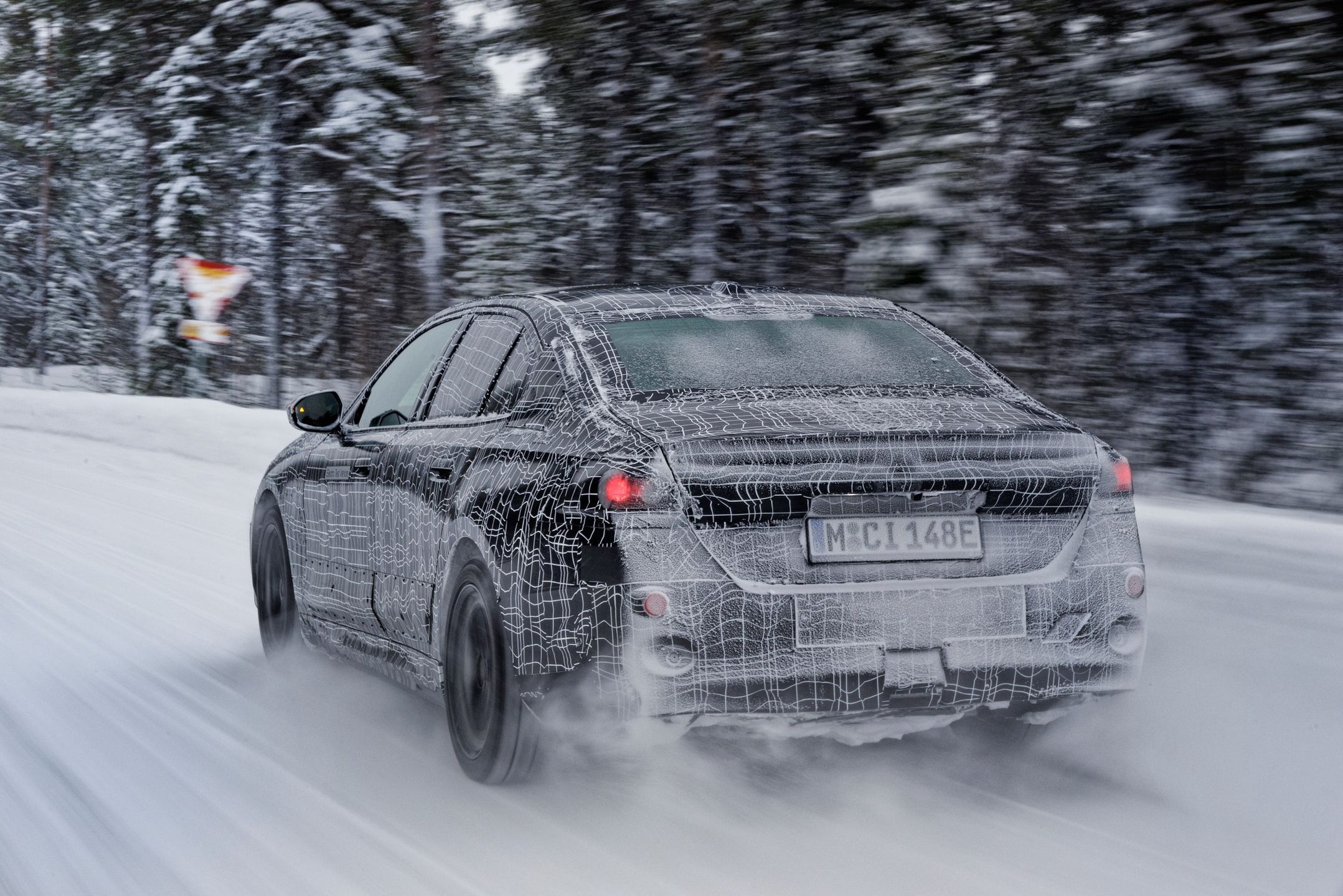 BMW i5 - zdjęcia z testów