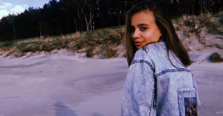 Oliwia Bieniuk chce uczyć się w liceum, które ukończyła jej mama. "Nauczycielki wciąż pamiętają Anię"